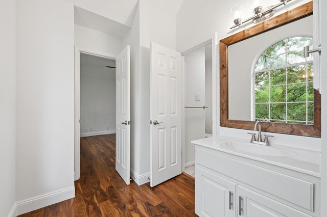 4030 Shavano DR, Austin, TX 78749