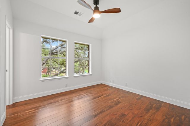 4030 Shavano DR, Austin, TX 78749