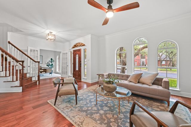 4030 Shavano DR, Austin, TX 78749