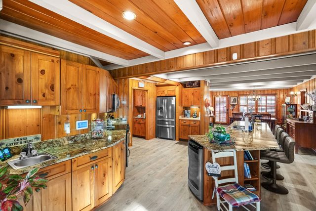 314 Dogwood Dr. S, Garden City Beach, SC 29576