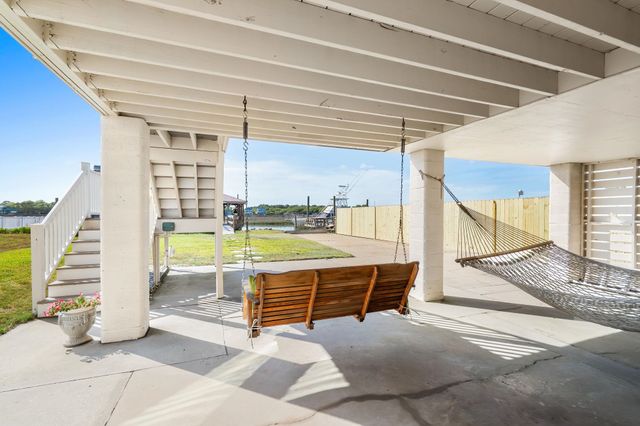 314 Dogwood Dr. S, Garden City Beach, SC 29576