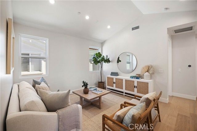 1304 Blossom Lane, Redondo Beach, CA 90278