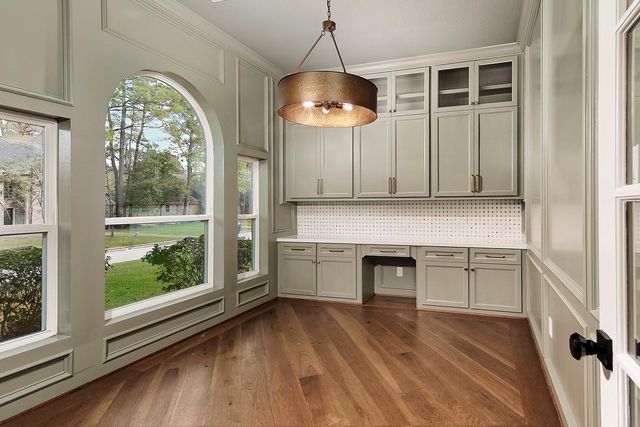 170 Golden Shadow Circle, The Woodlands, TX 77381