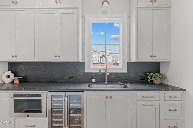 2623 Marchmont Street, Raleigh, NC 27608