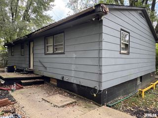 3110 N PEORIA Road, Springfield, IL 62702