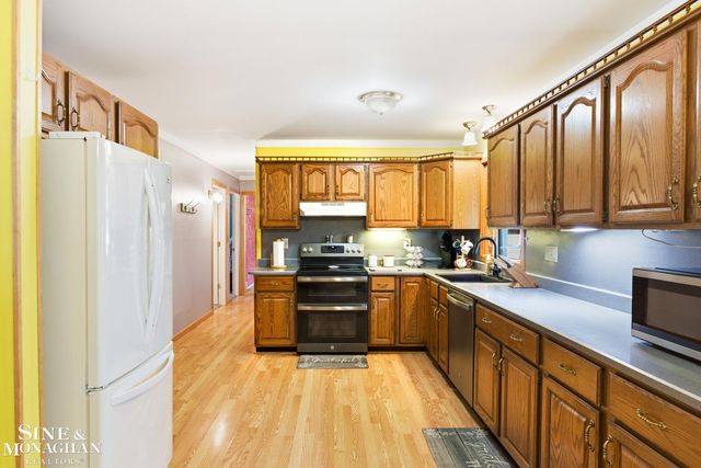 660 Range Road, Marysville, MI 48040