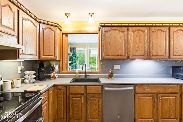 660 Range Road, Marysville, MI 48040