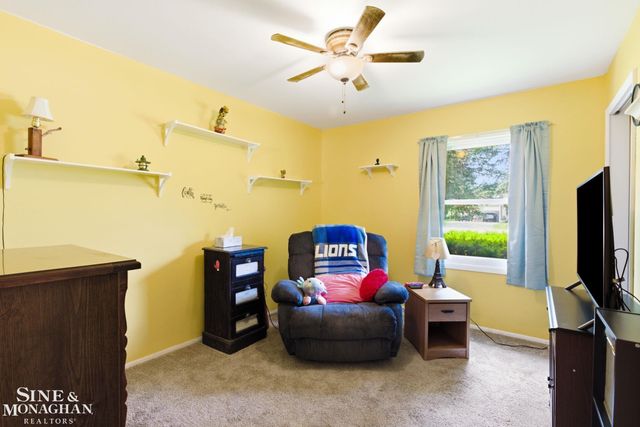660 Range Road, Marysville, MI 48040