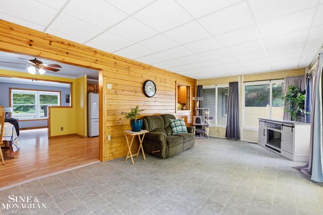 660 Range Road, Marysville, MI 48040