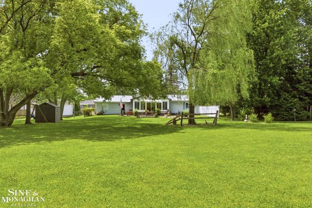 660 Range Road, Marysville, MI 48040