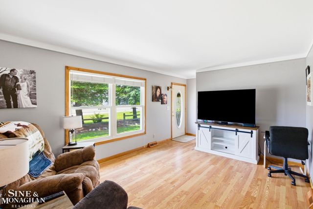 660 Range Road, Marysville, MI 48040