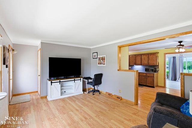 660 Range Road, Marysville, MI 48040