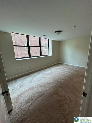 528 North new Street 2, Bethlehem City, PA 18018