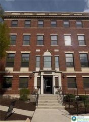 528 North new Street 2, Bethlehem City, PA 18018