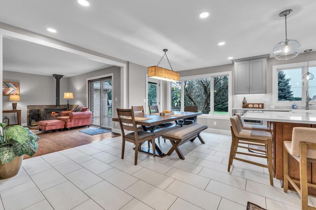 9083 Warner Road, Saline, MI 48176