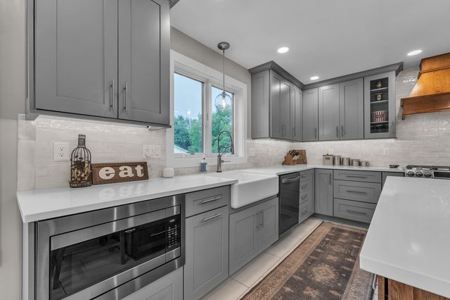 9083 Warner Road, Saline, MI 48176