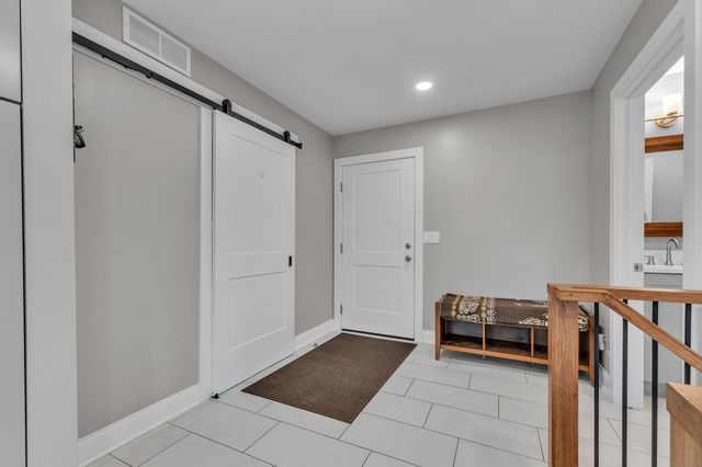 9083 Warner Road, Saline, MI 48176