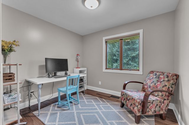 9083 Warner Road, Saline, MI 48176
