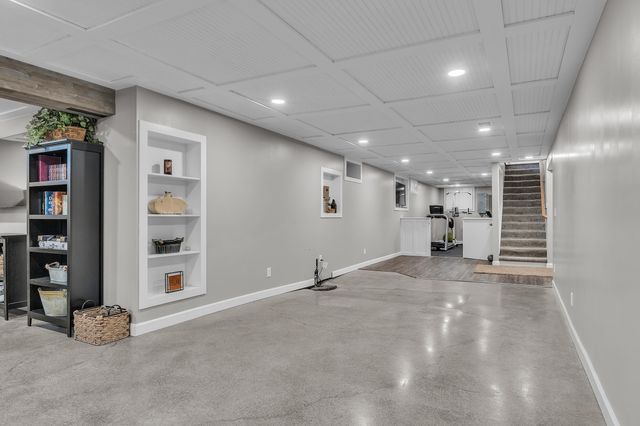 9083 Warner Road, Saline, MI 48176