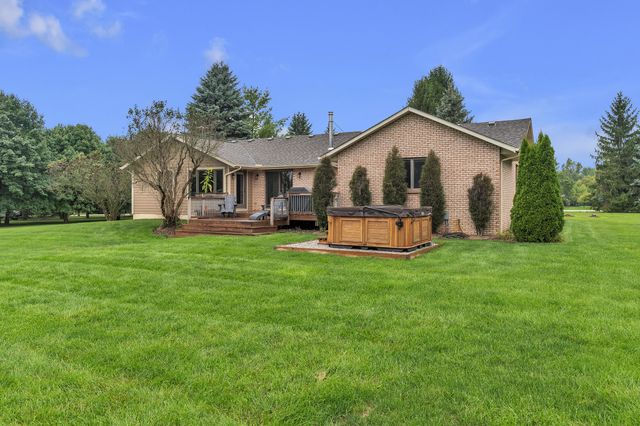 9083 Warner Road, Saline, MI 48176