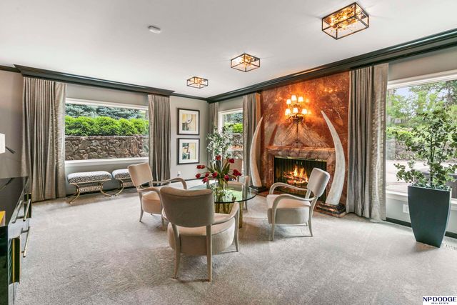 6724 Davenport Street, Omaha, NE 68132