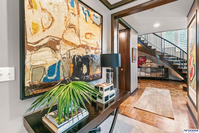 6724 Davenport Street, Omaha, NE 68132