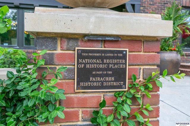 6724 Davenport Street, Omaha, NE 68132