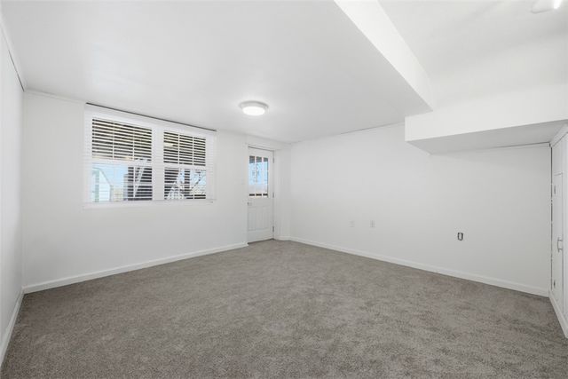 105 Sleepy Hollow Rd, Mt Lebanon, PA 15216