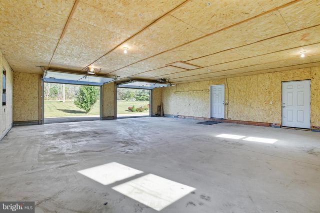 107 LINKIN PARK DR, Spring Mills, PA 16875