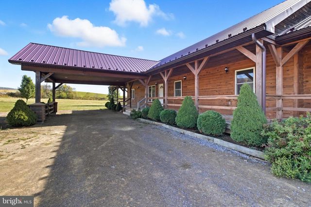 107 LINKIN PARK DR, Spring Mills, PA 16875