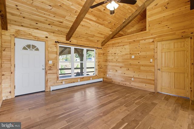 107 LINKIN PARK DR, Spring Mills, PA 16875