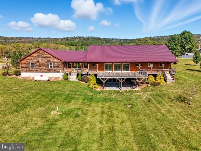 107 LINKIN PARK DR, Spring Mills, PA 16875