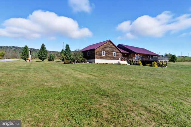 107 LINKIN PARK DR, Spring Mills, PA 16875