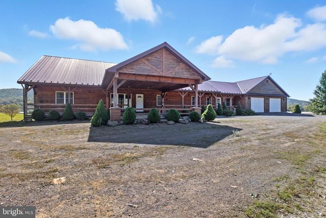 107 LINKIN PARK DR, Spring Mills, PA 16875