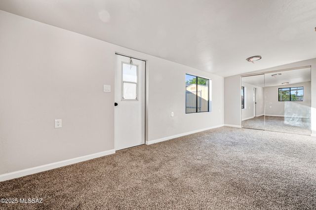 2305 W Ruthrauff Road, Tucson, AZ 85705