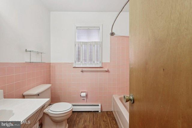 192 CHARLOTTEVILLE DR S S, Toms River, NJ 08757