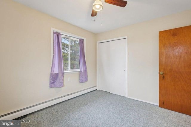 192 CHARLOTTEVILLE DR S S, Toms River, NJ 08757