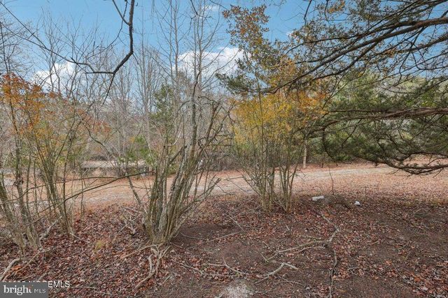 192 CHARLOTTEVILLE DR S S, Toms River, NJ 08757