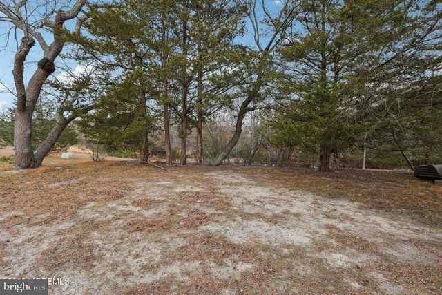 192 CHARLOTTEVILLE DR S S, Toms River, NJ 08757