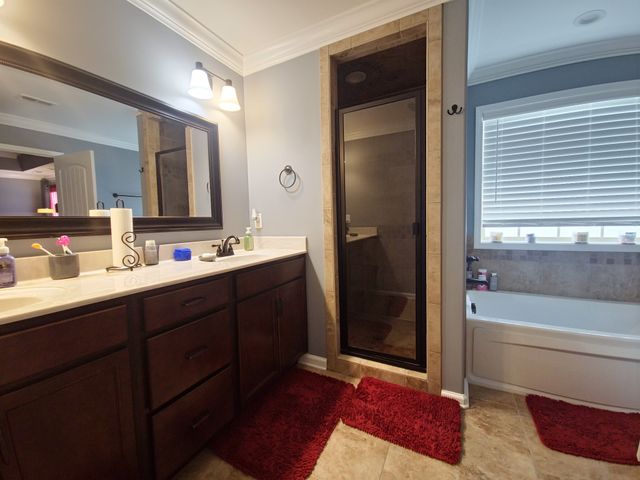 1325 Winterset Dr, Clarksville, TN 37040
