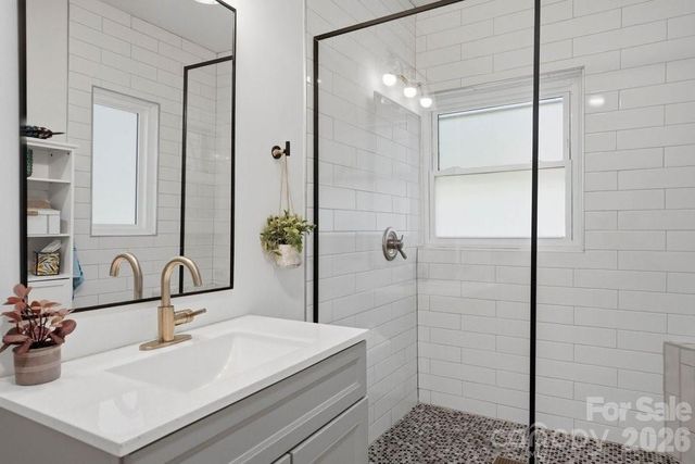 4341 Old Saybrook Court, Charlotte, NC 28211