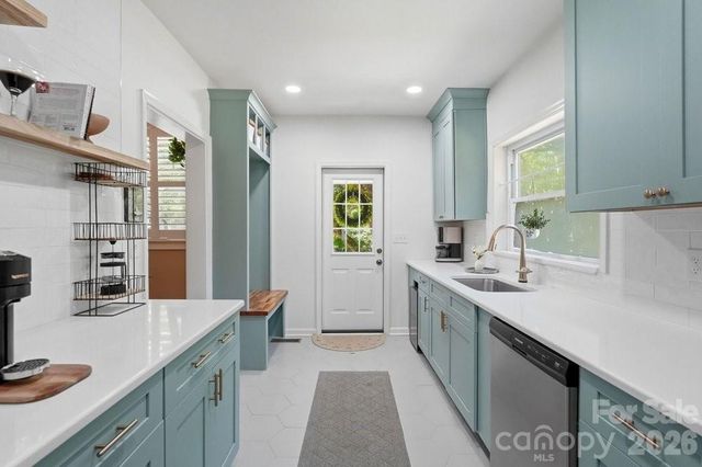 4341 Old Saybrook Court, Charlotte, NC 28211