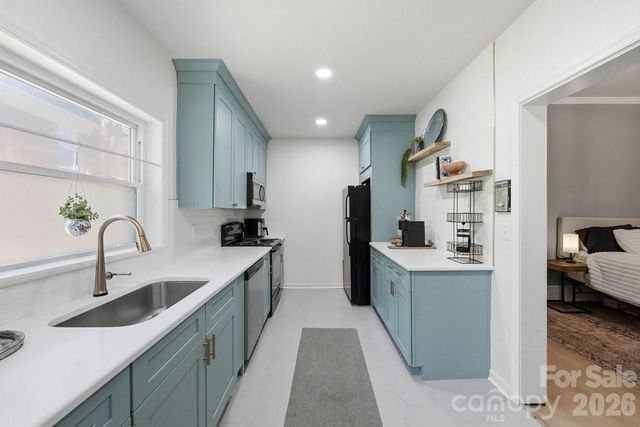 4341 Old Saybrook Court, Charlotte, NC 28211