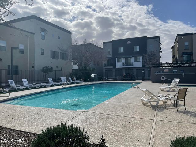 300 N GILA SPRINGS Boulevard 114, Chandler, AZ 85226