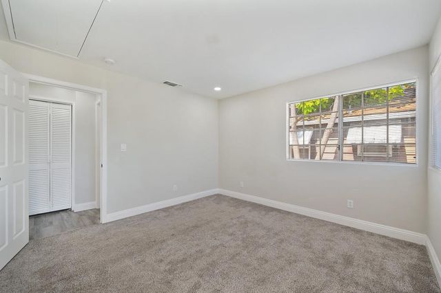 1705 Roanoke Ave, Sacramento, CA 95838