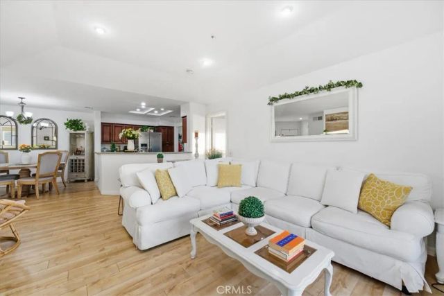 6657 Canterbury 203, Chino Hills, CA 91709