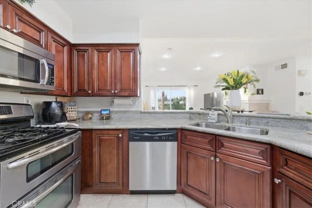 6657 Canterbury 203, Chino Hills, CA 91709