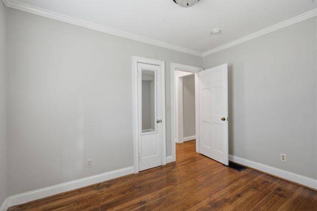517 Chesterfield Ave, Nashville, TN 37212