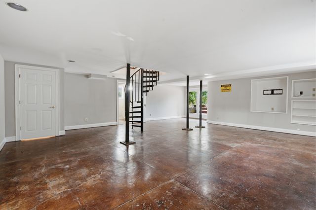 517 Chesterfield Ave, Nashville, TN 37212