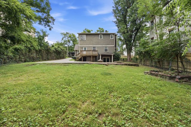517 Chesterfield Ave, Nashville, TN 37212